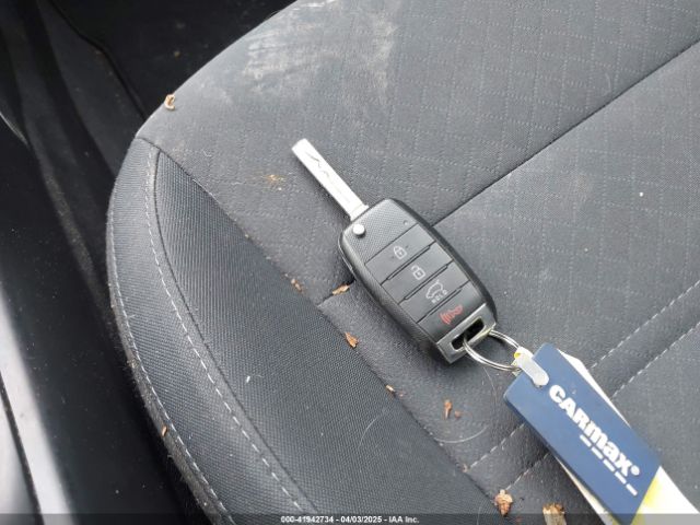 5XYPGDA50KG442740 KIA Sorento 3.3l Lx