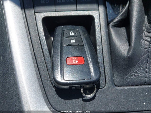 2T3W1RFV2MW146139 Toyota Rav4 Xle