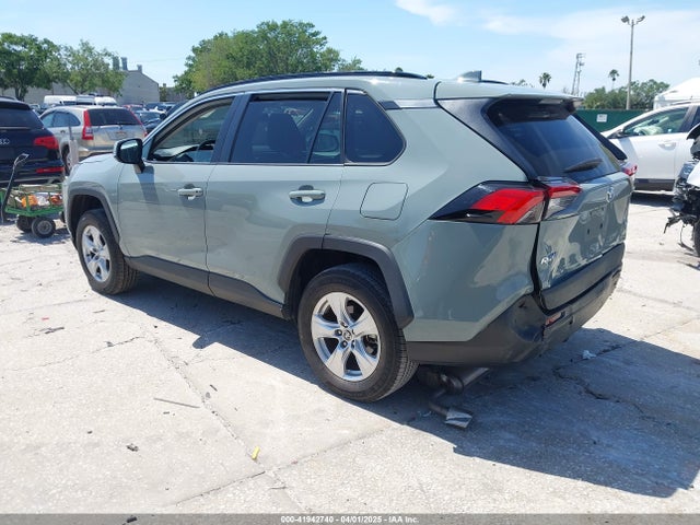 2T3W1RFV2MW146139 Toyota Rav4 Xle