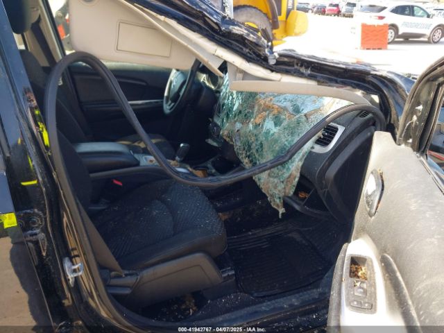 2020 DODGE JOURNEY 3C4PDCAB0LT261821 Photo 4