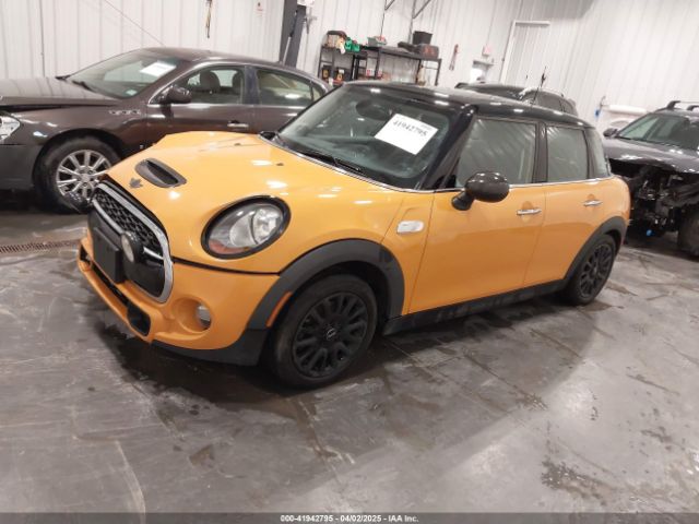 2016 MINI HARDTOP WMWXU3C54G2D28337 Photo 1