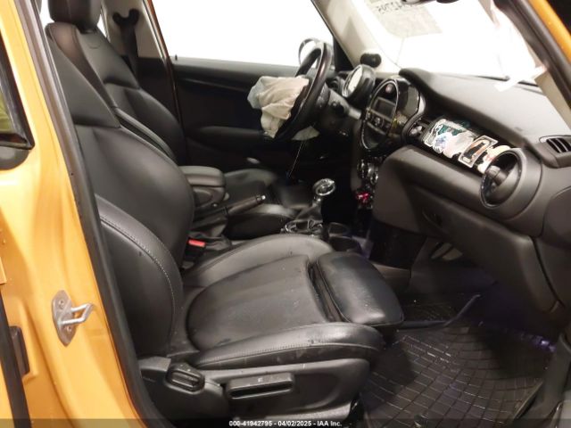 2016 MINI HARDTOP WMWXU3C54G2D28337 Photo 4