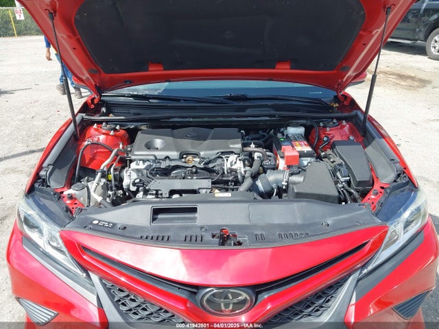 4T1B11HK8KU277276 Toyota CAMRY SE