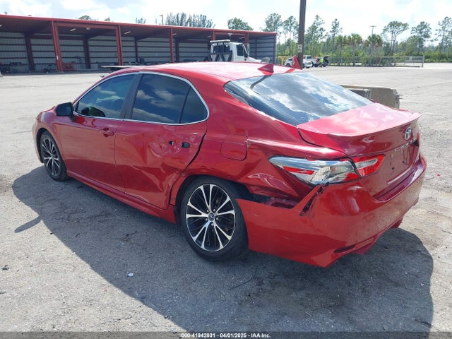 4T1B11HK8KU277276 Toyota CAMRY SE