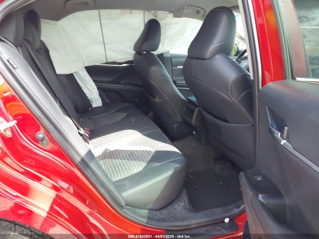 4T1B11HK8KU277276 Toyota CAMRY SE