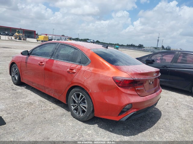 3KPF24AD2PE509392 KIA Forte Lxs