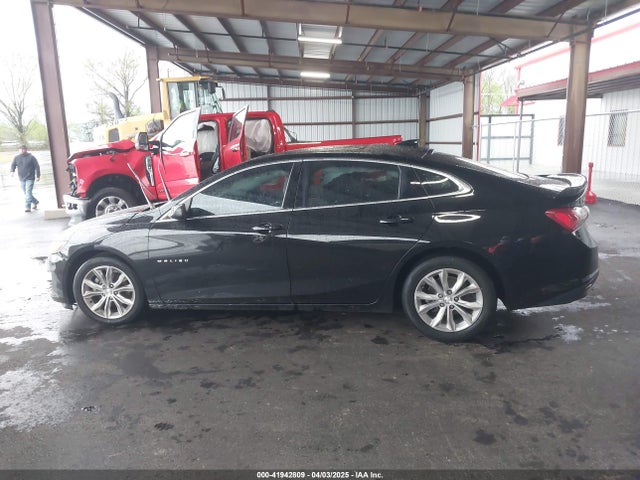 1G1ZD5ST9LF038496 Chevrolet Malibu Fwd Lt