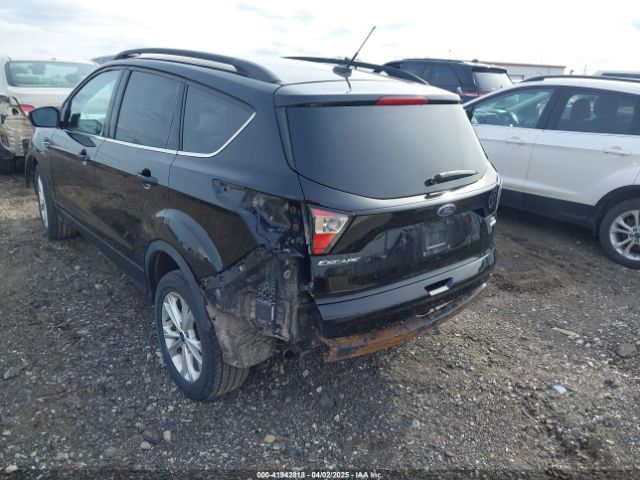 1FMCU0GD6HUC22567 Ford ESCAPE SE