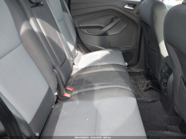 1FMCU0GD6HUC22567 Ford ESCAPE SE
