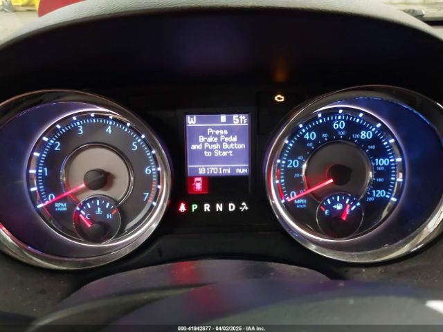 2C4RC1GG2ER453993 Chrysler Town & Country Limited