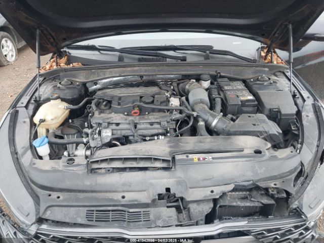 2024 KIA K5 5XXG64J24RG228437 Photo 9