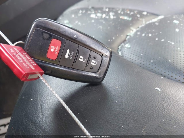 4T1B61HK5JU598398 Toyota CAMRY XSE