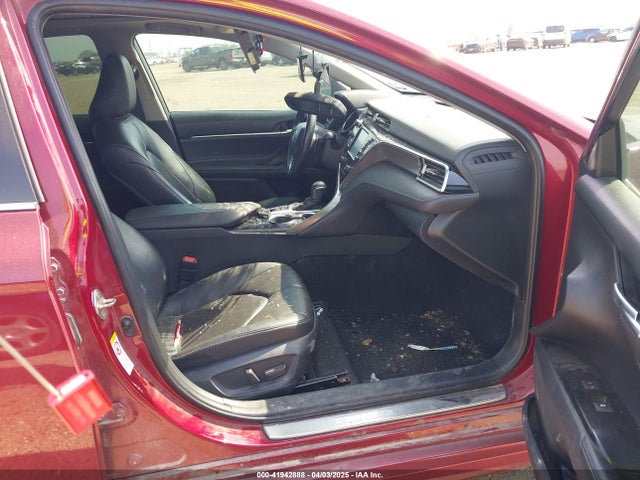 4T1B61HK5JU598398 Toyota CAMRY XSE