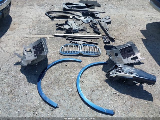5UXCW2C56KL083870 BMW X7 Xdrive40i