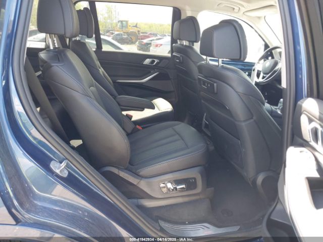 5UXCW2C56KL083870 BMW X7 Xdrive40i