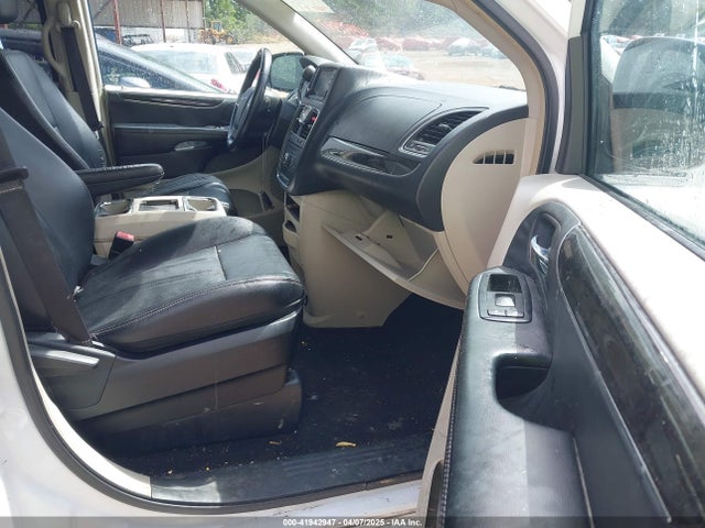 2C4RC1BGXER158681 Chrysler Town & Country Touring