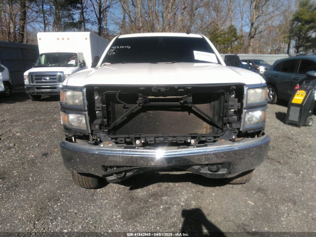 1GCVKREH4EZ148979 Chevrolet Silverado 1500 1lt