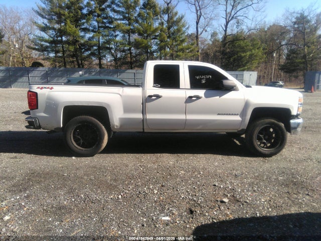 1GCVKREH4EZ148979 Chevrolet Silverado 1500 1lt