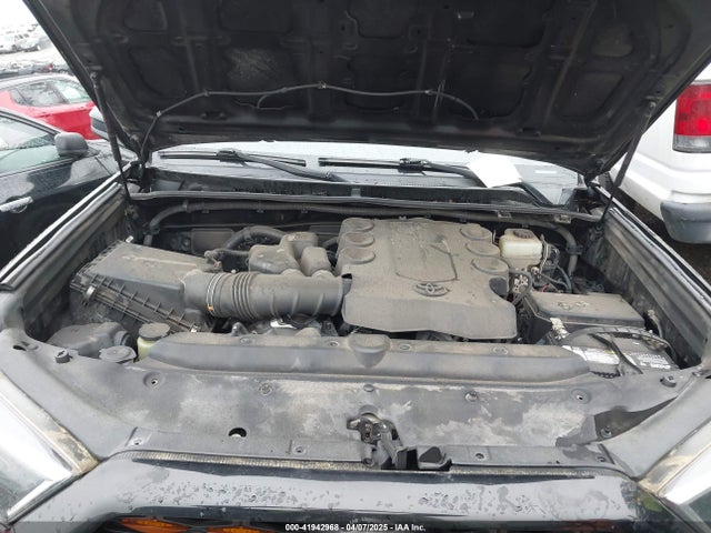 JTEBU5JR4E5162775 Toyota 4RUNNER SR5
