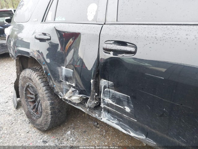 JTEBU5JR4E5162775 Toyota 4RUNNER SR5