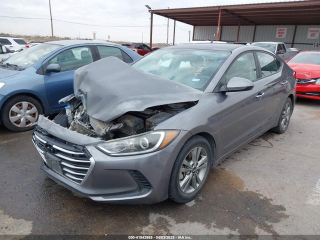 5NPD84LF6JH239753 Hyundai ELANTRA SEL