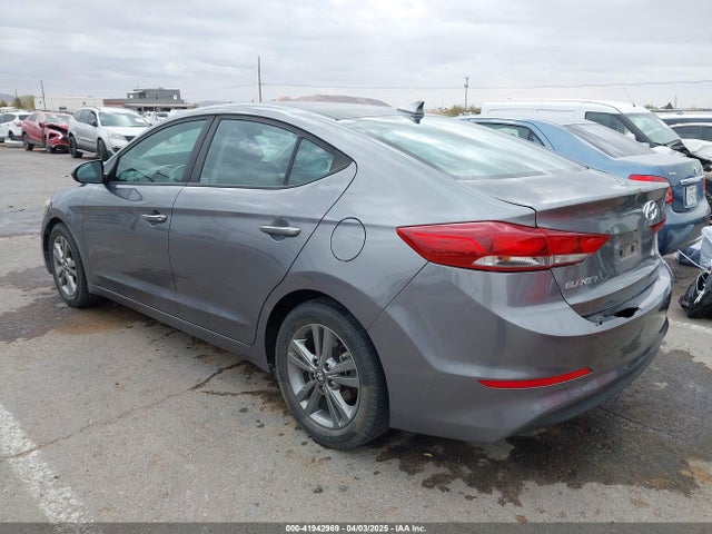 5NPD84LF6JH239753 Hyundai ELANTRA SEL