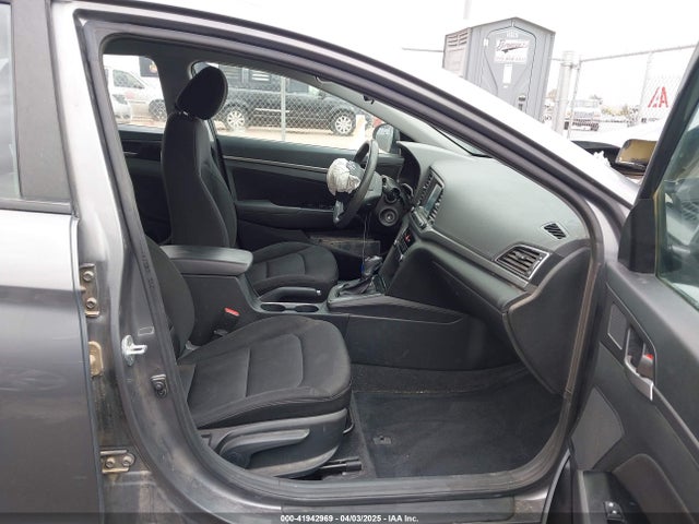 5NPD84LF6JH239753 Hyundai ELANTRA SEL
