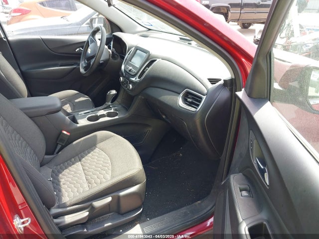 3GNAXJEV6JL114719 Chevrolet EQUINOX LT