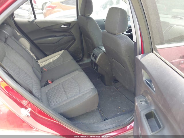 3GNAXJEV6JL114719 Chevrolet EQUINOX LT