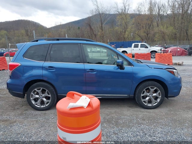 JF2SJAWC1HH443799 Subaru Forester 2.5i Touring