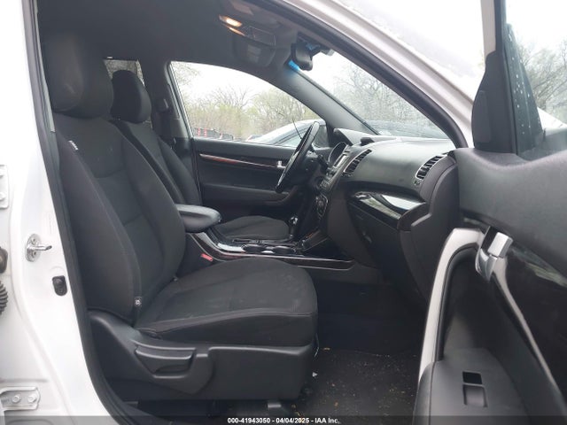 5XYKT4A63EG432500 KIA SORENTO LX