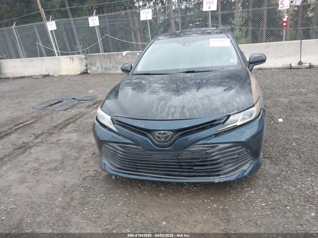 4T1B11HK6JU057181 Toyota CAMRY LE