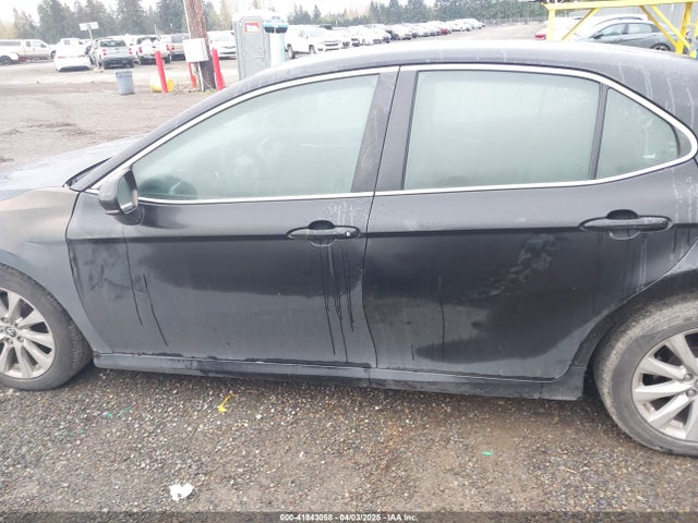 4T1B11HK6JU057181 Toyota CAMRY LE
