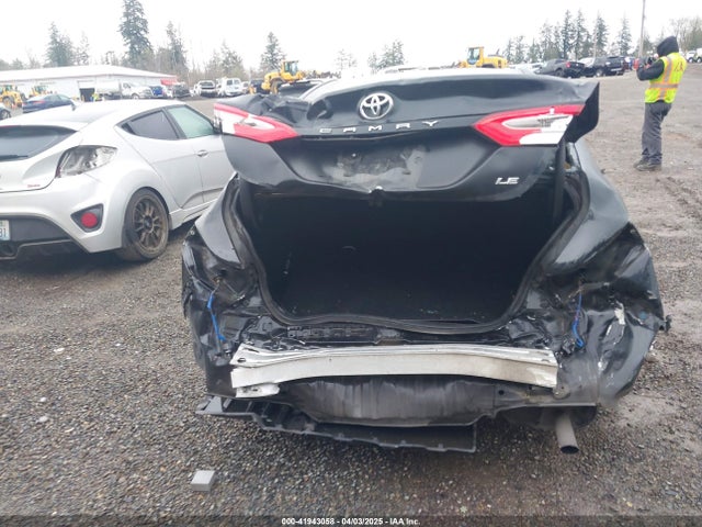 4T1B11HK6JU057181 Toyota CAMRY LE