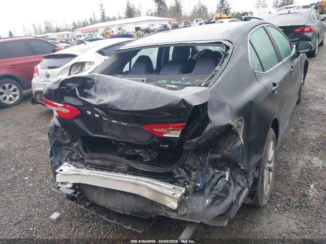 4T1B11HK6JU057181 Toyota CAMRY LE