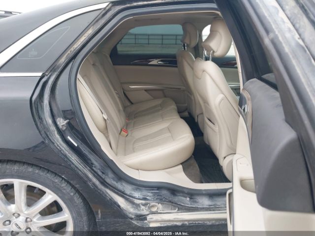 3LN6L2J9XGR606387 Lincoln MKZ