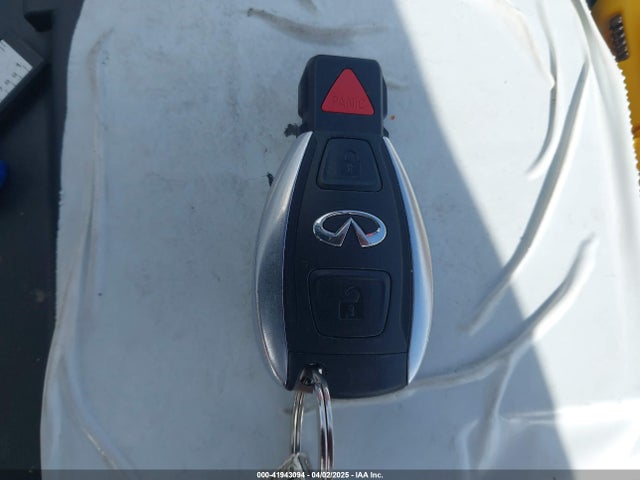 SJKCH5CP8HA035626 Infiniti Qx30 Luxury/premium/sport