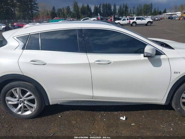 SJKCH5CP8HA035626 Infiniti Qx30 Luxury/premium/sport