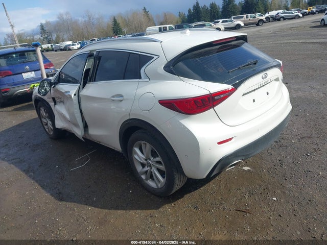 SJKCH5CP8HA035626 Infiniti Qx30 Luxury/premium/sport