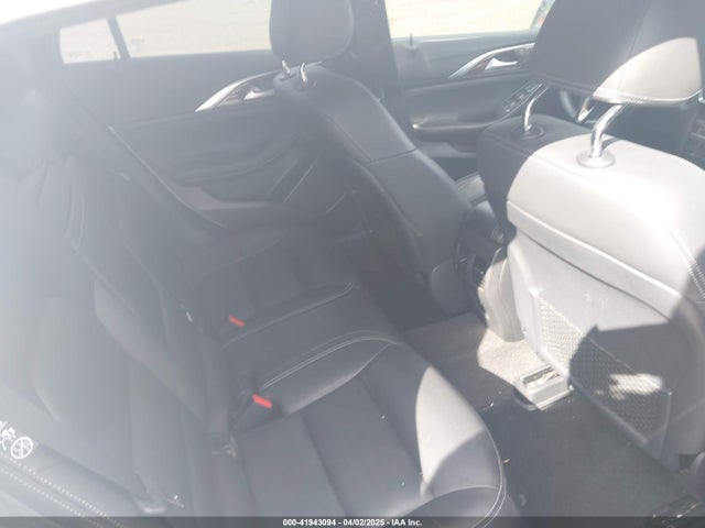 SJKCH5CP8HA035626 Infiniti Qx30 Luxury/premium/sport