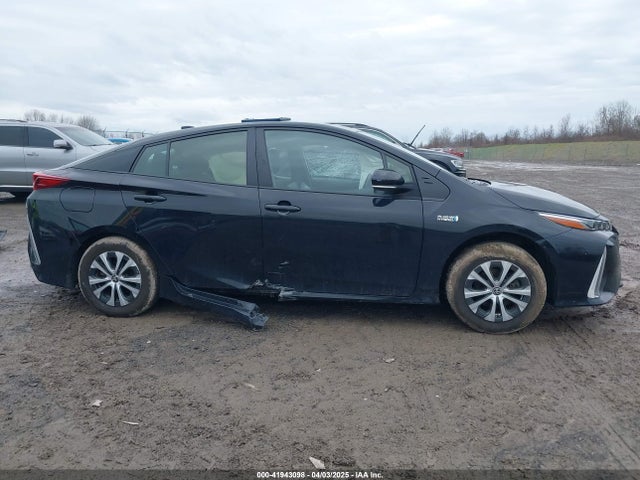 JTDKAMFP2M3165859 Toyota Prius Prime Le