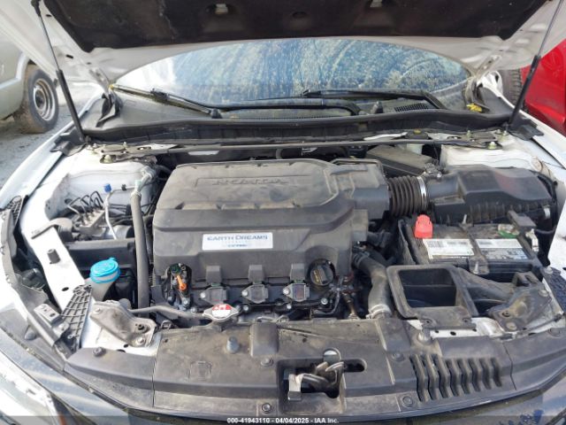 1HGCR3F97HA026757 Honda Accord Touring V6