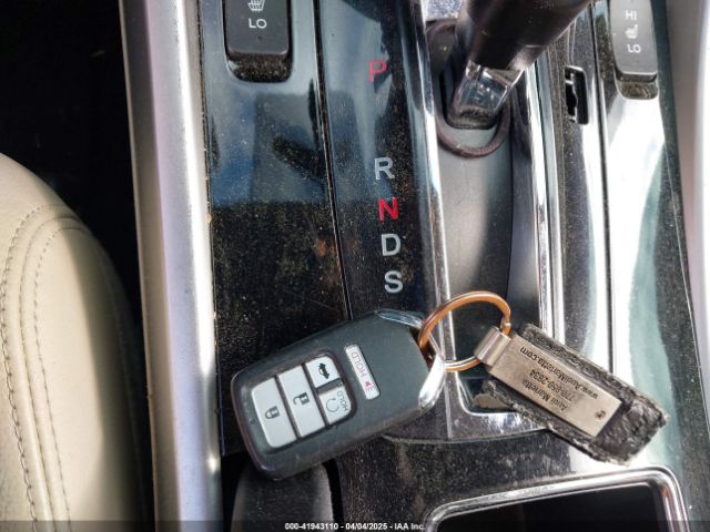 1HGCR3F97HA026757 Honda Accord Touring V6
