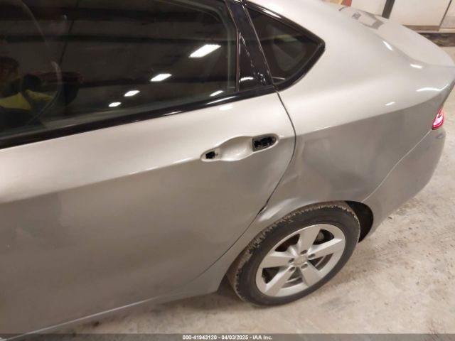 1C3CDFBBXFD378044 Dodge DART SXT