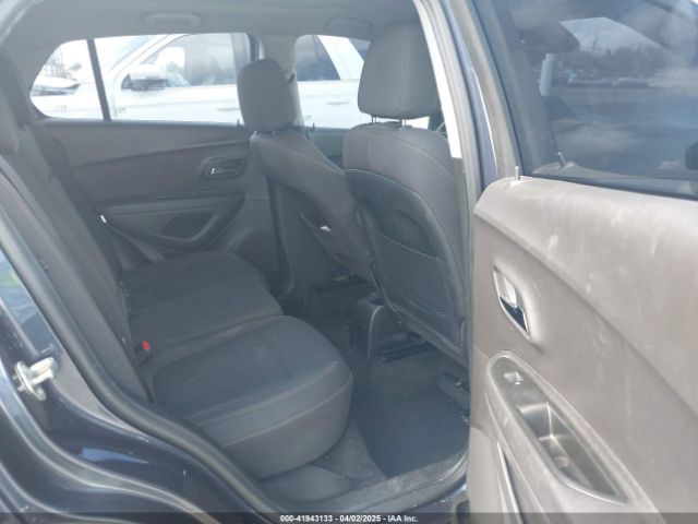 3GNCJKSB4JL377396 Chevrolet TRAX LS