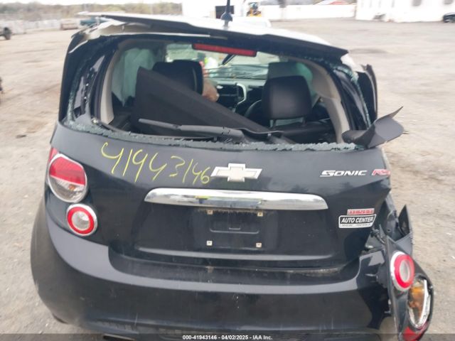 1G1JH6SB2E4150988 Chevrolet Sonic Rs Manual