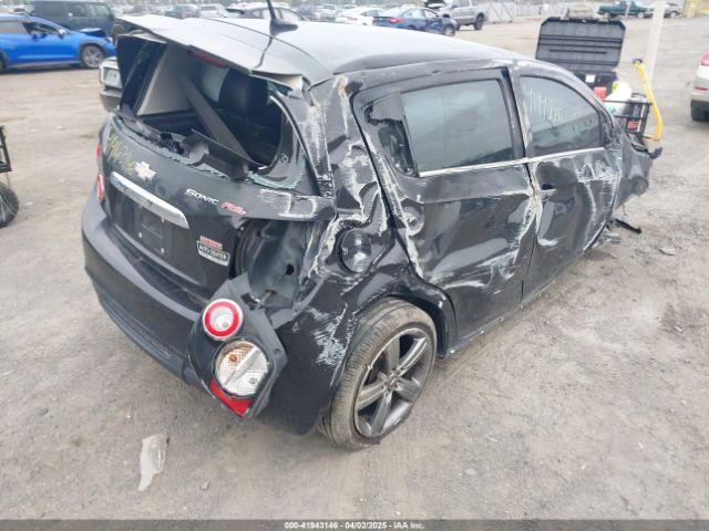 1G1JH6SB2E4150988 Chevrolet Sonic Rs Manual