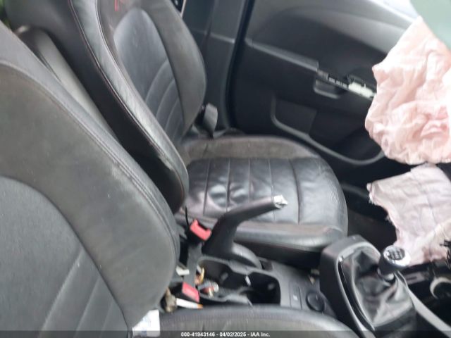 1G1JH6SB2E4150988 Chevrolet Sonic Rs Manual