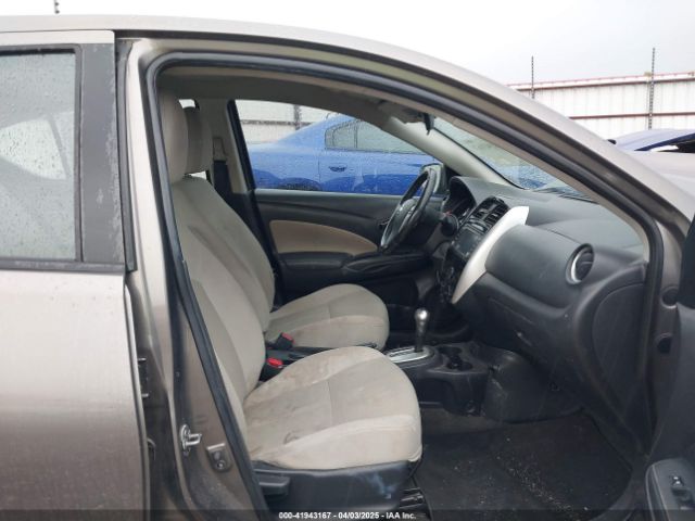 3N1CN7AP5HL858214 Nissan Versa 1.6 Sl