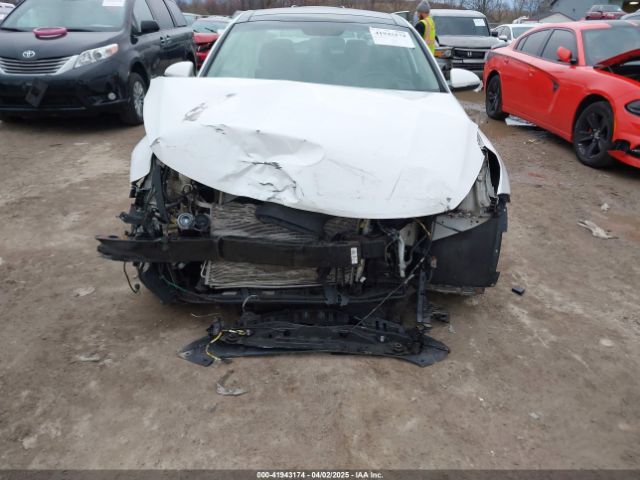 5XXGT4L31JG241732 KIA Optima S